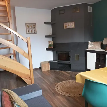 ロッジ Ostoja Karkonoska ポドグジン