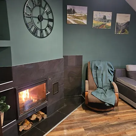 ロッジ Ostoja Karkonoska ポドグジン